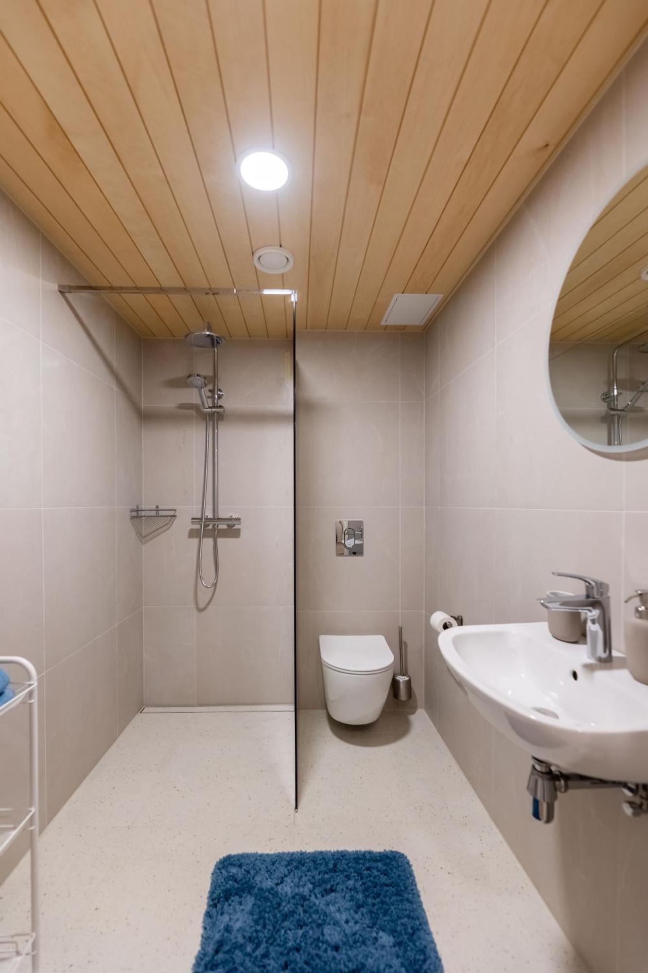 Komandandi Apartments Kuressaare Oda fotoğraf